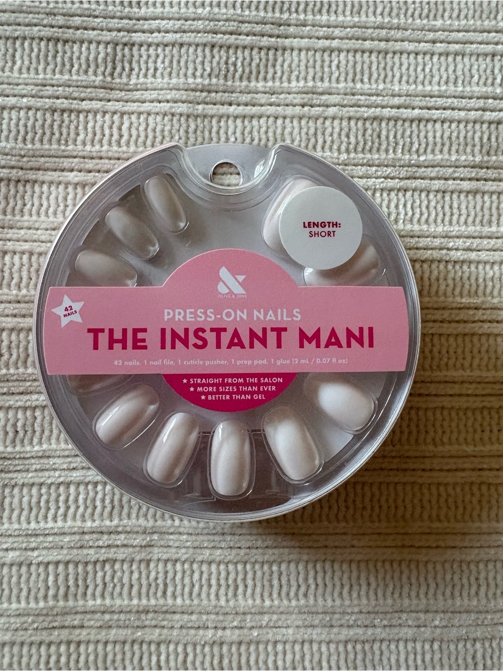 Olive & June The Instant Mani Press-On Nails - Short Length White